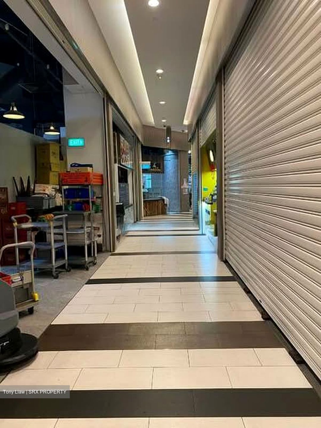 Arc 380 (D8), Office #588606091